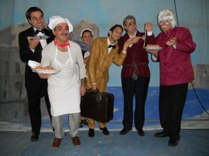 Gli attori della compagnia Maschere Vive