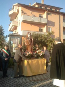 1489167_10202183631464729_274616678_n