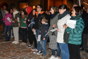 L'Ancora (070) - 09 - I Giovani di Valtesino, Via Crucis di Fratellanza