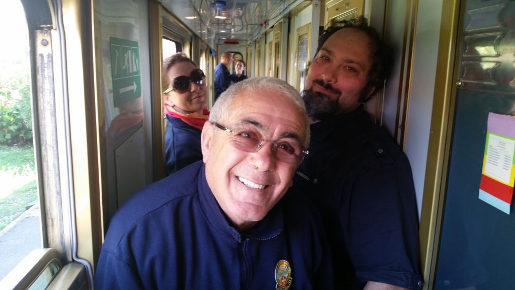 1443951314724-220567822