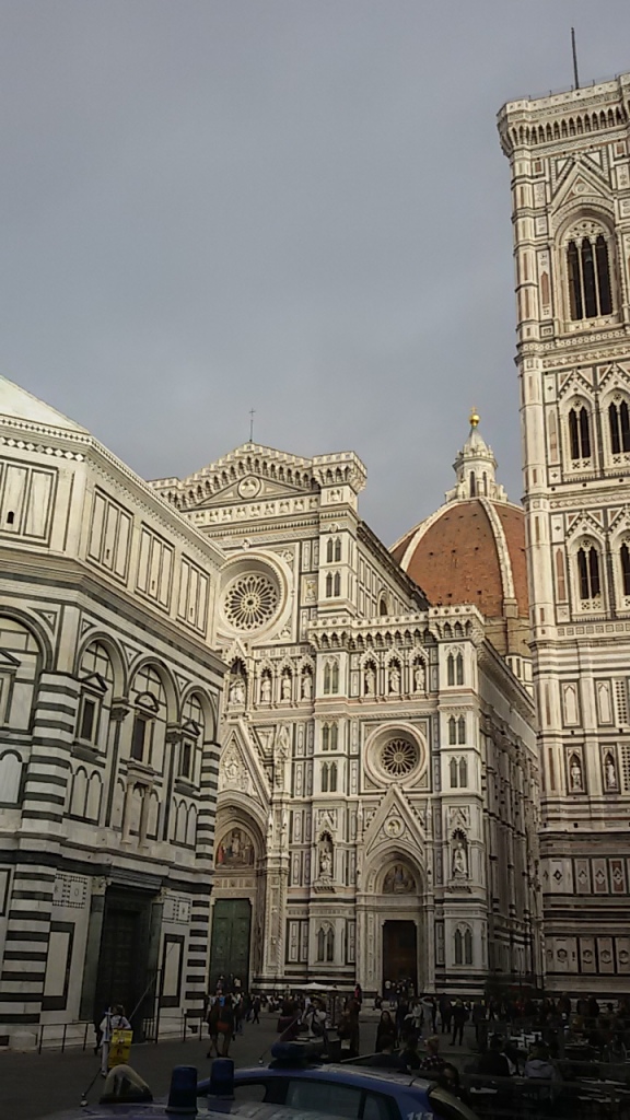 1447079043886-1460642446